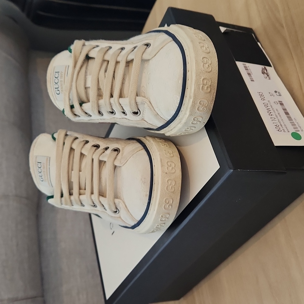 Gucci sneakers - Picture 2 of 8